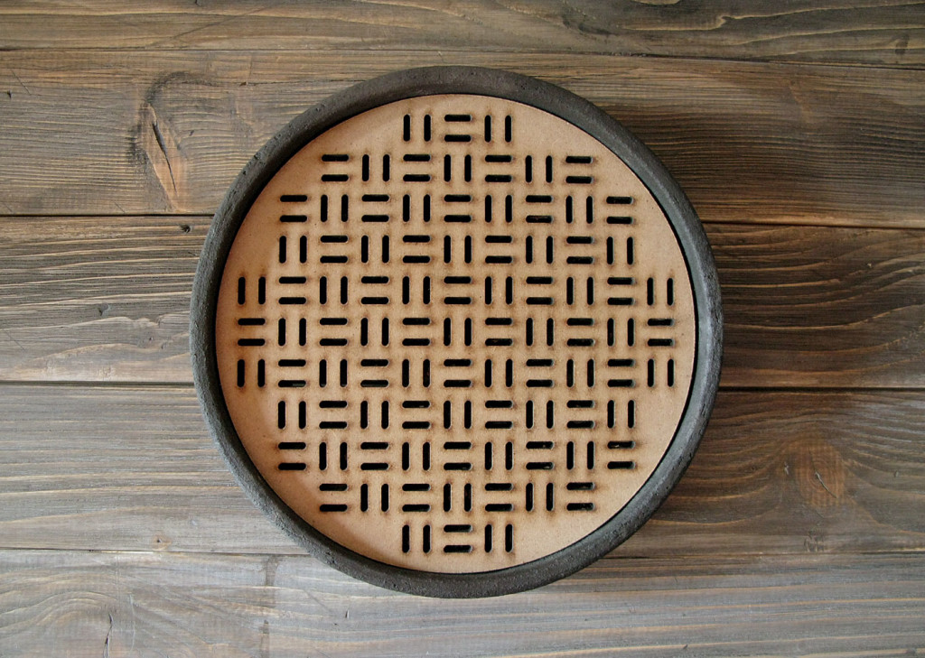 raku and wood round tray DGsign Pottery